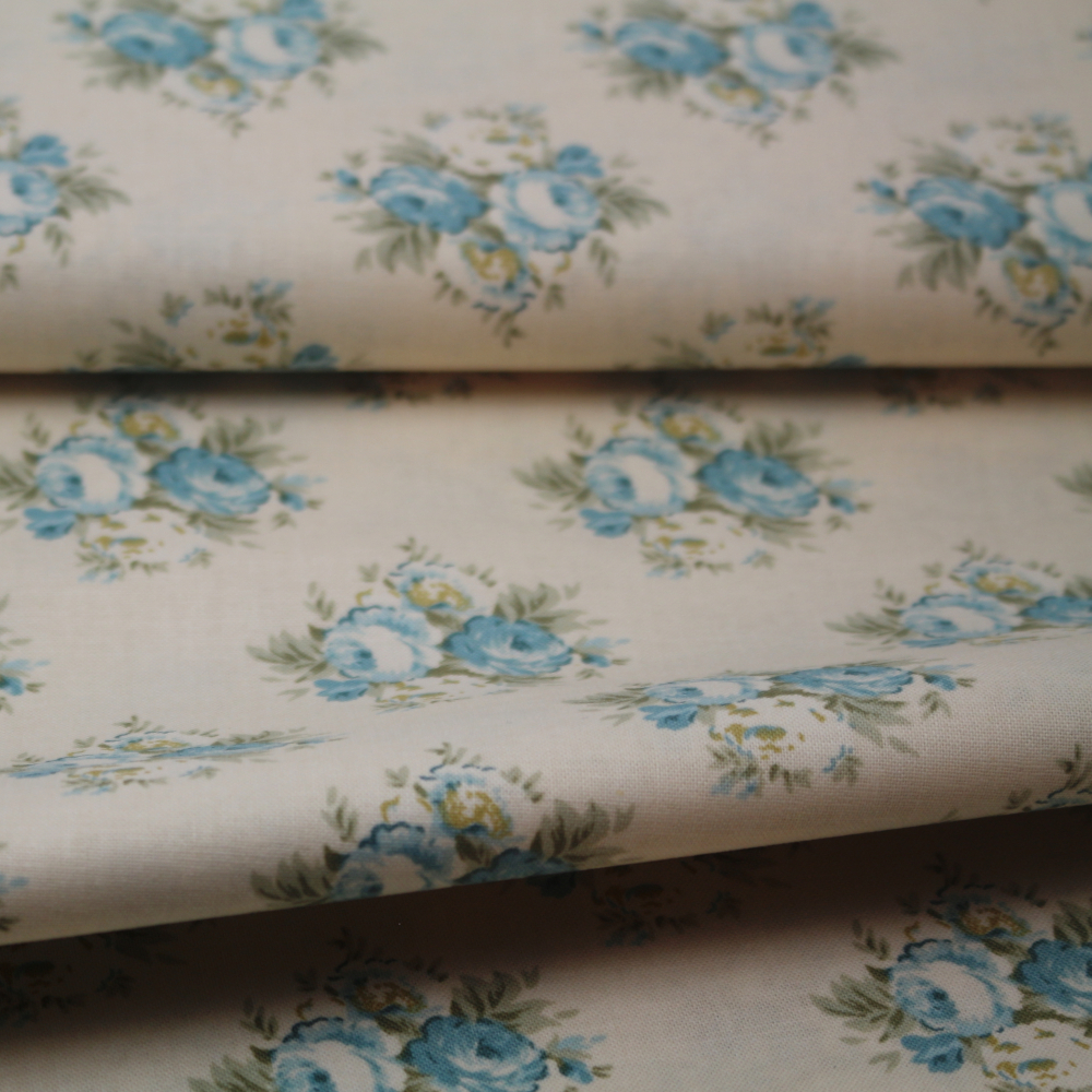 Baumwollstoff / Druckstoff Tilda Lizzie Teal von Tilda by Tone Finnanger
