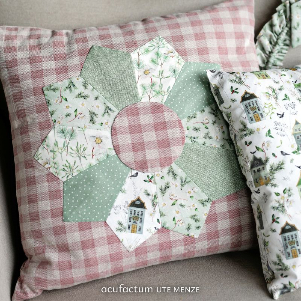 Baumwollstoff "Häuser und Wintergrün" von acufactum