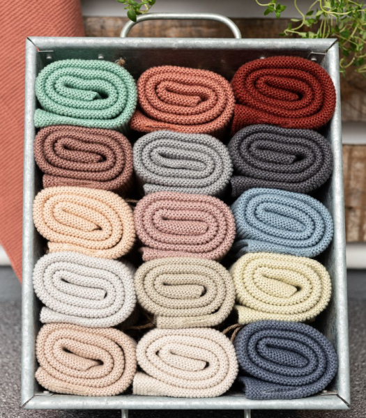 Solwang gestrickte Spültücher – robust, nachhaltig & maschinenwaschbar. Jetzt im Herbst-Shop entdecken!