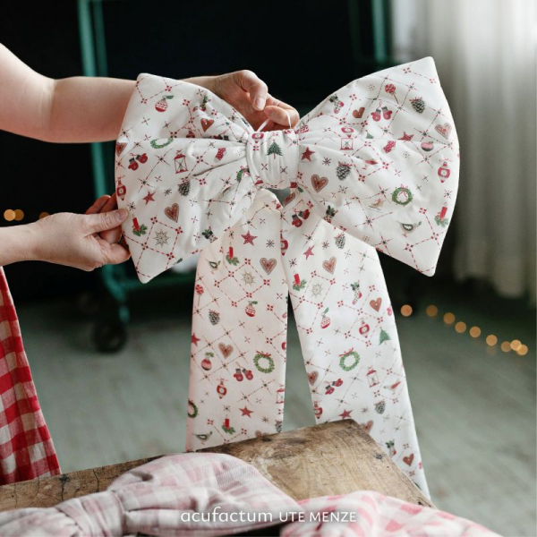 Baumwollstoff Weihnachtsornamente NEU 2025 von acufactum